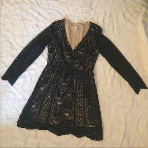 Dark Green Lace Faux-Wrap Dress with Scallop Hem